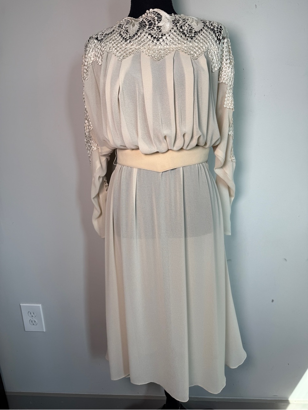 Casadei Vintage Ivory Crochet Lace Blouson Dress w/ Belt - M